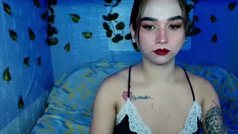 Snapshot of yourhotbarbie_chantal chatting on February 20, 3:19 pm yourhotbarbie_chantal online show from February 20, 3:19 pm