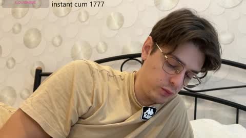 Chris online show from January 17, 7:41 am