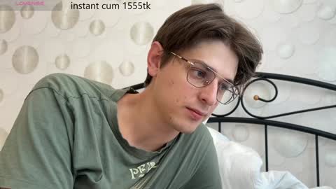 Chris online show from February 1, 9:21 am