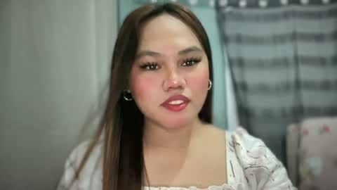 Snapshot of yourhotgirl_lyn chatting on July 2, 11:38 am yourhotgirl_lyn online show from July 2, 11:38 am