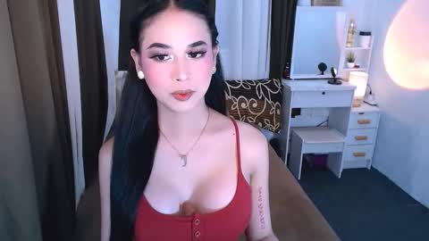Snapshot of yourhumiliationgirl chatting on October 15, 3:23 pm yourhumiliationgirl online show from October 15, 3:23 pm