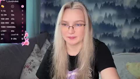 Snapshot of yourjessy chatting on October 25, 5:48 am yourjessy online show from October 25, 5:48 am