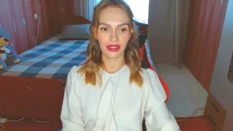 Snapshot of yourladysunshine chatting on July 6, 6:21 am Ksyusha online show from July 6, 6:21 am