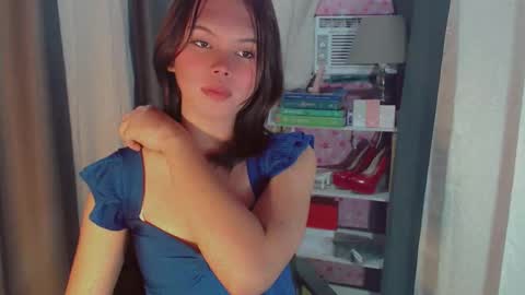 Snapshot of yourlovekylie chatting on March 2, 3:20 am KYLIE MORE online show from March 2, 3:20 am