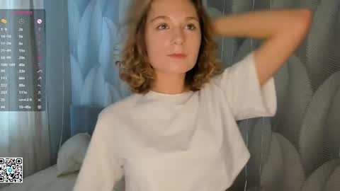 Snapshot of yourmuseee chatting on February 20, 11:32 am Sonya online show from February 20, 11:32 am