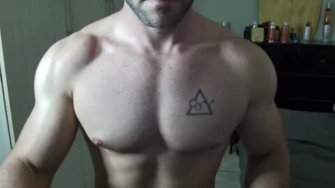 Snapshot of yournewbbe chatting on January 21, 12:07 pm yournewbbe online show from January 21, 12:07 pm