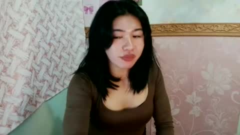 Snapshot of yourprettytrish chatting on July 4, 5:08 pm Trish online show from July 4, 5:08 pm