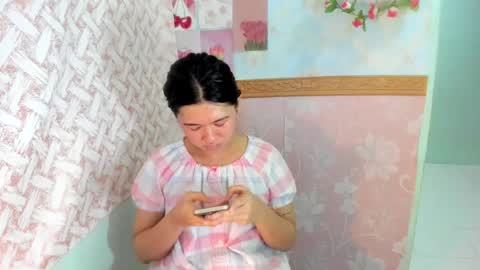 Snapshot of yourprettytrish chatting on July 18, 2:49 am Trish online show from July 18, 2:49 am