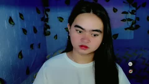 yourprincessthea online show from February 26, 7:09 am