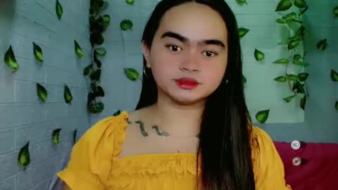 yourprincessthea online show from March 11, 10:40 am