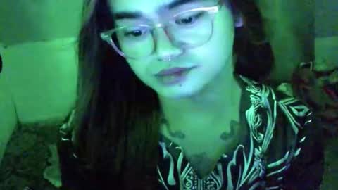 Snapshot of yourprincessthea chatting on May 3, 3:07 pm yourprincessthea online show from May 3, 3:07 pm