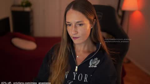 Snapshot of yours_anastasia chatting on September 16, 7:15 pm Anastasia online show from September 16, 7:15 pm