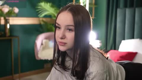 yours fetish mary online show from March 8, 5:00 am