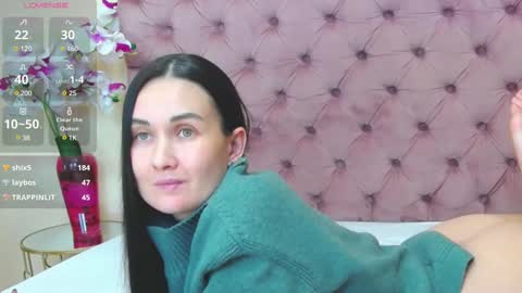 Snapshot of yours_jasmin chatting on February 9, 4:50 pm yours_jasmin online show from February 9, 4:50 pm