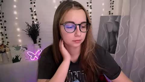 Happy online show from September 18, 5:42 am