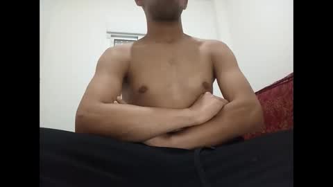 yoursexy150154 online show from May 14, 3:08 pm