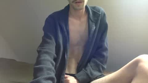 Snapshot of yoursexymat3 chatting on February 21, 10:39 am Yoursexymat3 online show from February 21, 10:39 am