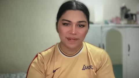 LALA online show from April 17, 5:43 am