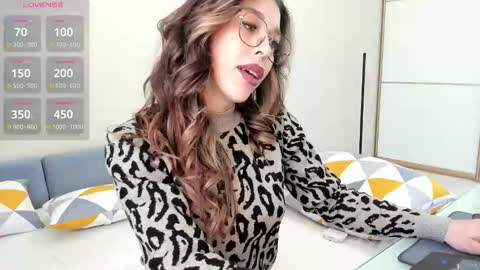 yoursoul_mila online show from January 16, 11:36 am