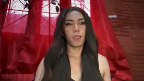 yoursweet_april19 online show from May 13, 6:55 am