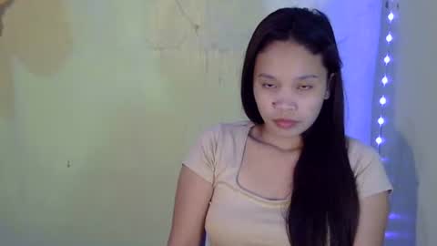 yoursweet_vanessa26 online show from October 21, 4:30 pm