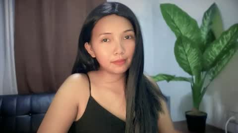 Snapshot of yoursweethot_faye chatting on February 3, 10:42 am Faye online show from February 3, 10:42 am