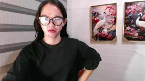 Snapshot of yourtinybunny chatting on March 10, 12:15 pm yourtinybunny online show from March 10, 12:15 pm