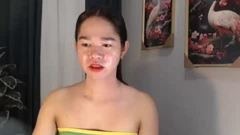 Snapshot of yourtinybunny chatting on September 13, 1:33 pm yourtinybunny online show from September 13, 1:33 pm