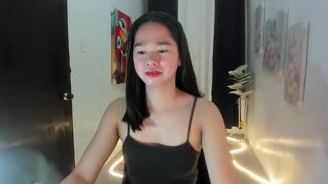 Snapshot of yourtinybunny chatting on October 10, 9:52 am yourtinybunny online show from October 10, 9:52 am