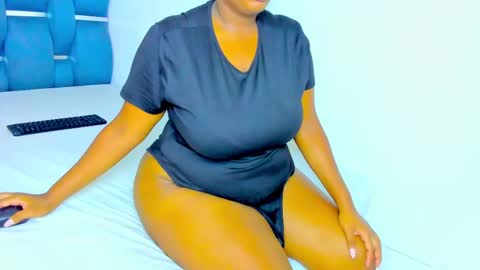yourwife_anna online show from September 27, 11:15 am