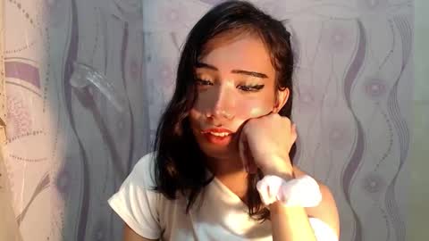 yourwife_material99 online show from April 6, 5:25 pm