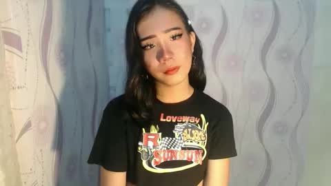 yourwife_material99 online show from April 16, 10:56 pm