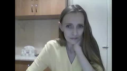 Youur light online show from April 4, 9:01 pm