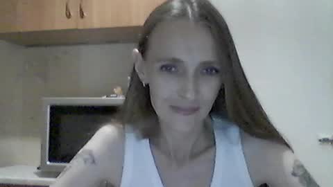 Snapshot of youur_light chatting on July 12, 8:44 pm Youur light online show from July 12, 8:44 pm