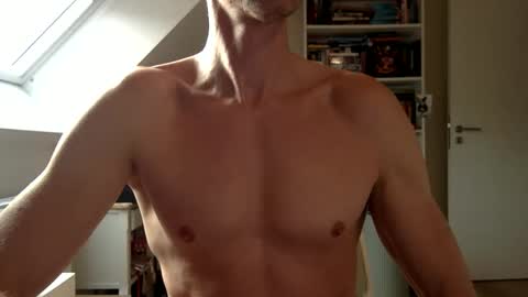 Snapshot of youvegotthis chatting on October 31, 2:29 pm youvegotthis online show from October 31, 2:29 pm