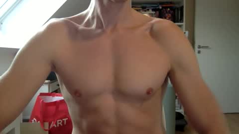 Snapshot of youvegotthis chatting on November 4, 3:22 pm youvegotthis online show from November 4, 3:22 pm