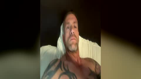 Snapshot of youwantus69 chatting on June 25, 5:23 am You want us 69 online show from June 25, 5:23 am