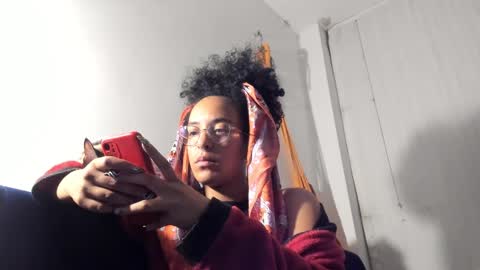 Snapshot of youwishtobeme chatting on February 14, 1:23 am elizabeth ju online show from February 14, 1:23 am