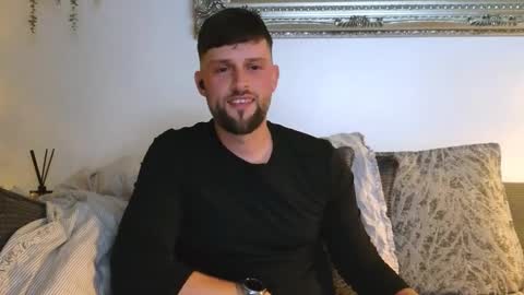 Snapshot of youzername2 chatting on December 14, 12:49 am youzername2 online show from December 14, 12:49 am