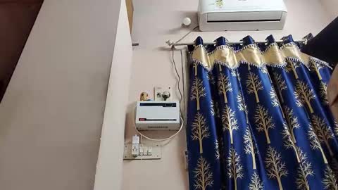 Snapshot of yoyostar chatting on February 19, 12:44 pm Naughty Santa online show from February 19, 12:44 pm