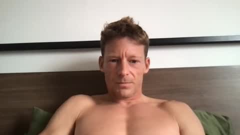 yoyoyo1221 online show from May 26, 4:08 am
