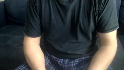 Snapshot of yque2 chatting on February 22, 9:59 pm yque online show from February 22, 9:59 pm