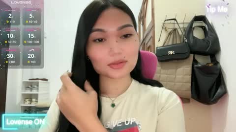 yrdrmgrl_jennie26 online show from March 12, 7:42 pm