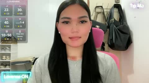 yrdrmgrl_jennie26 online show from May 5, 9:34 pm