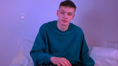 yrshela online show from March 28, 4:39 pm