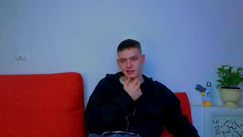 Snapshot of yrshela chatting on April 24, 1:52 am yrshela online show from April 24, 1:52 am