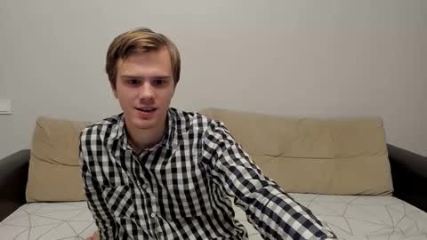 Snapshot of yueslang chatting on November 7, 7:14 pm Yue Lang and Samm online show from November 7, 7:14 pm