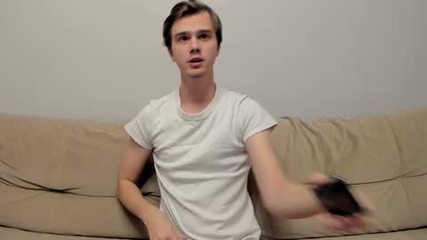 Snapshot of yueslang chatting on November 9, 6:06 pm Yue Lang and Samm online show from November 9, 6:06 pm