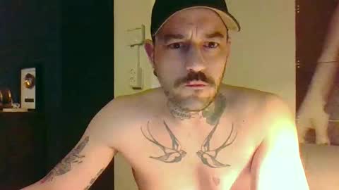 Snapshot of yugie777 chatting on March 2, 10:49 pm Yugie777 online show from March 2, 10:49 pm