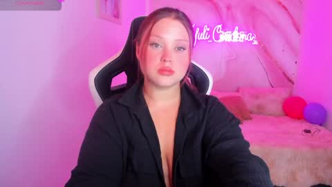 Snapshot of yuli_cardona_ chatting on December 11, 8:39 pm Yuliet online show from December 11, 8:39 pm